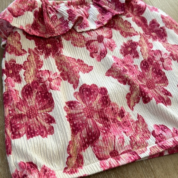 Old Navy Floral Blouse - Picture 2 of 3